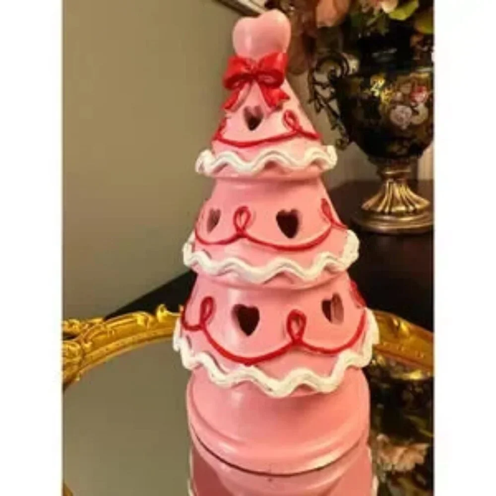Pink Valentine Light Up Cake Tree Decor Heart Cutouts Bow Tabletop NWT